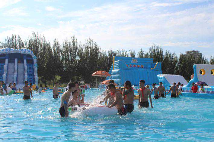 铁岭举行青年水上交友联谊会