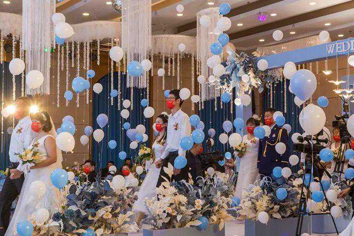 中国·嘉荫第九届中俄集体婚礼“云端”甜蜜来袭