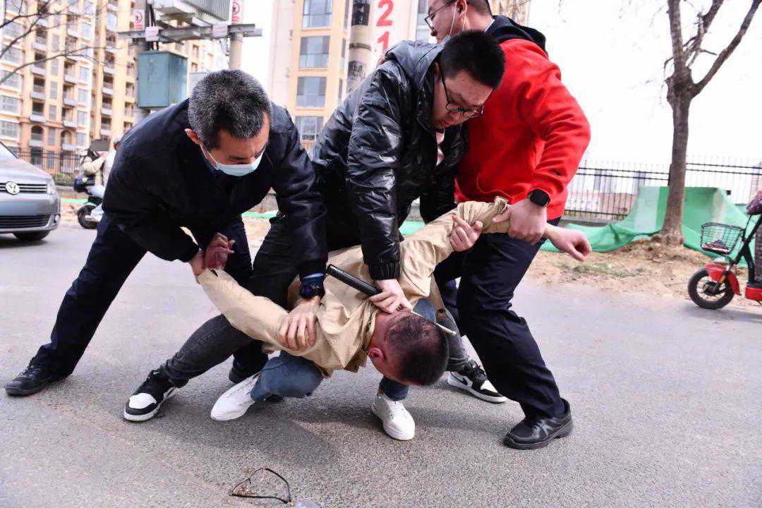 烟台：交友是假，骗财是真！专挑社区、医院...