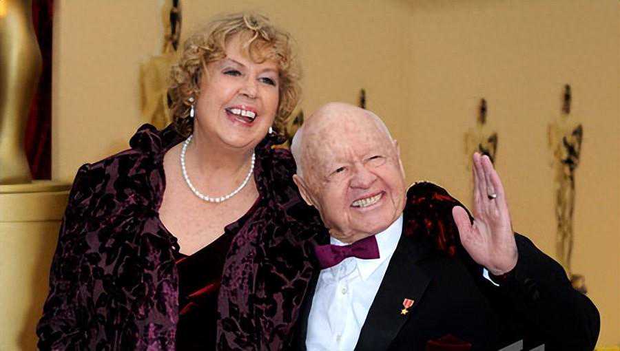 二婚的聂远，三婚的汪峰，四婚的许亚军，都没赢过八婚的他！