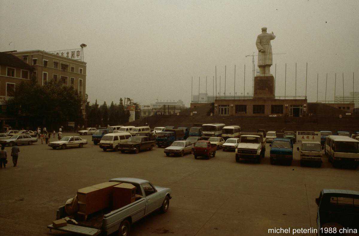 我65岁，晚年二婚娶了初恋，新婚夜我扯下她的衣服，差点被吓傻