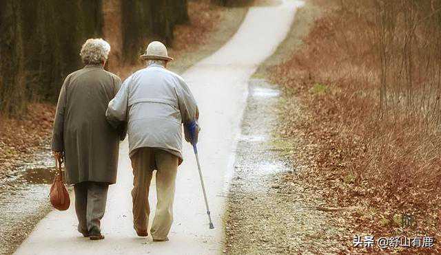 同居7年，男方绝口不提结婚，把女友当成了免费的提款机