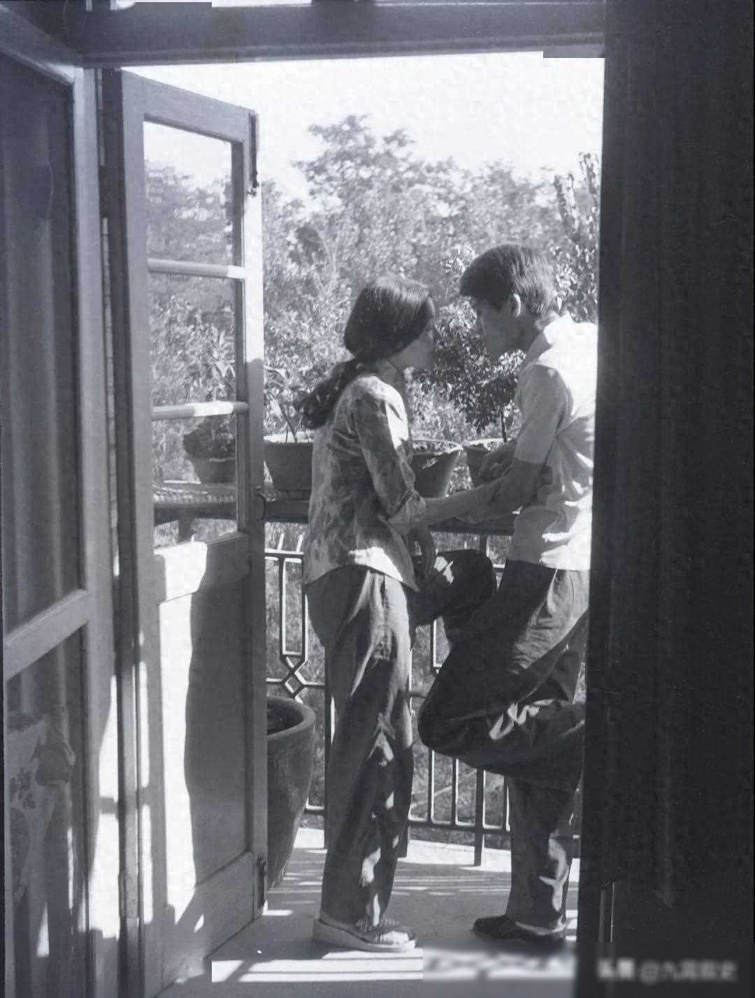 1992年，我娶了因脸上有胎记而无人要的姑娘，婚后我才知道捡