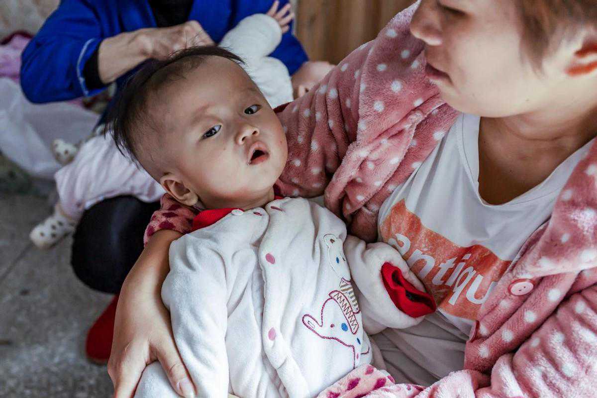 我，一位年轻妈妈，婚后喜得龙凤胎，谁料孩子竟先后患上重症