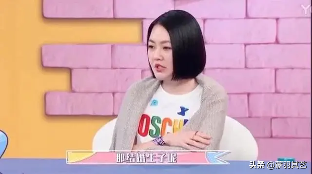 36岁萧敬腾求婚50岁林有慧，现场叫“妈妈”，16年情感一言难尽