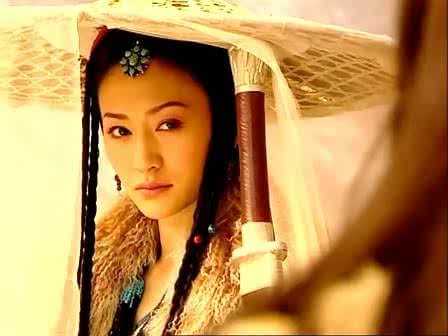 《逆水寒》里的息红泪，为前男友流产，却遭抛弃，如今闪婚制作人