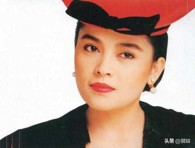 “知三当三”的千百惠，婚后28年才明白，当初自己为爱疯狂有多傻