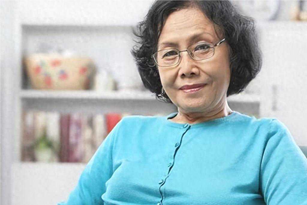 AA制一年，儿媳买房又买车，婆婆红眼：给小叔子分一套，否则离婚