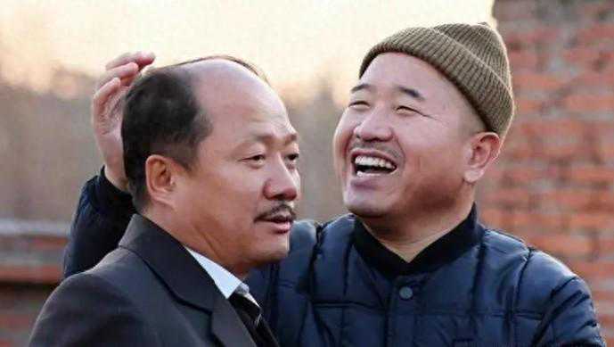 66岁乡村爱情“老严”唐军大婚，喊妻子老宝贝，原配去世仅一年多