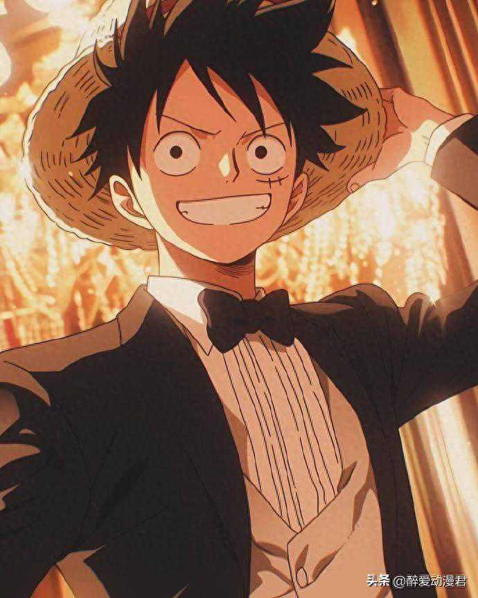 海贼王同人：索隆成黑道大哥，女帝路飞光速结婚，罗宾身材真好