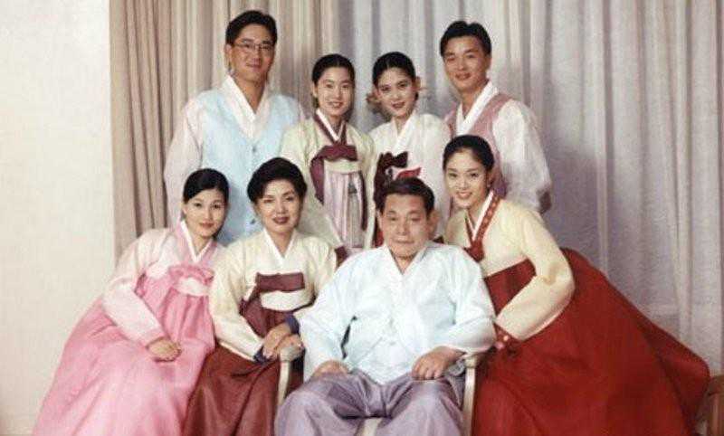 高质量财阀二代：李在镕离婚13年，前妻早有新欢，而他单身无绯闻