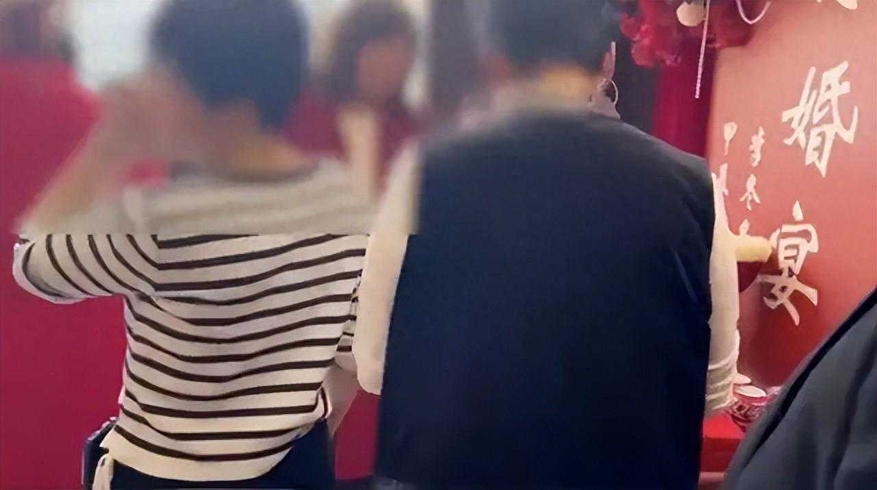 相识5天闪电订婚彩礼27万，10天后新娘却投河自尽，只退部分彩礼