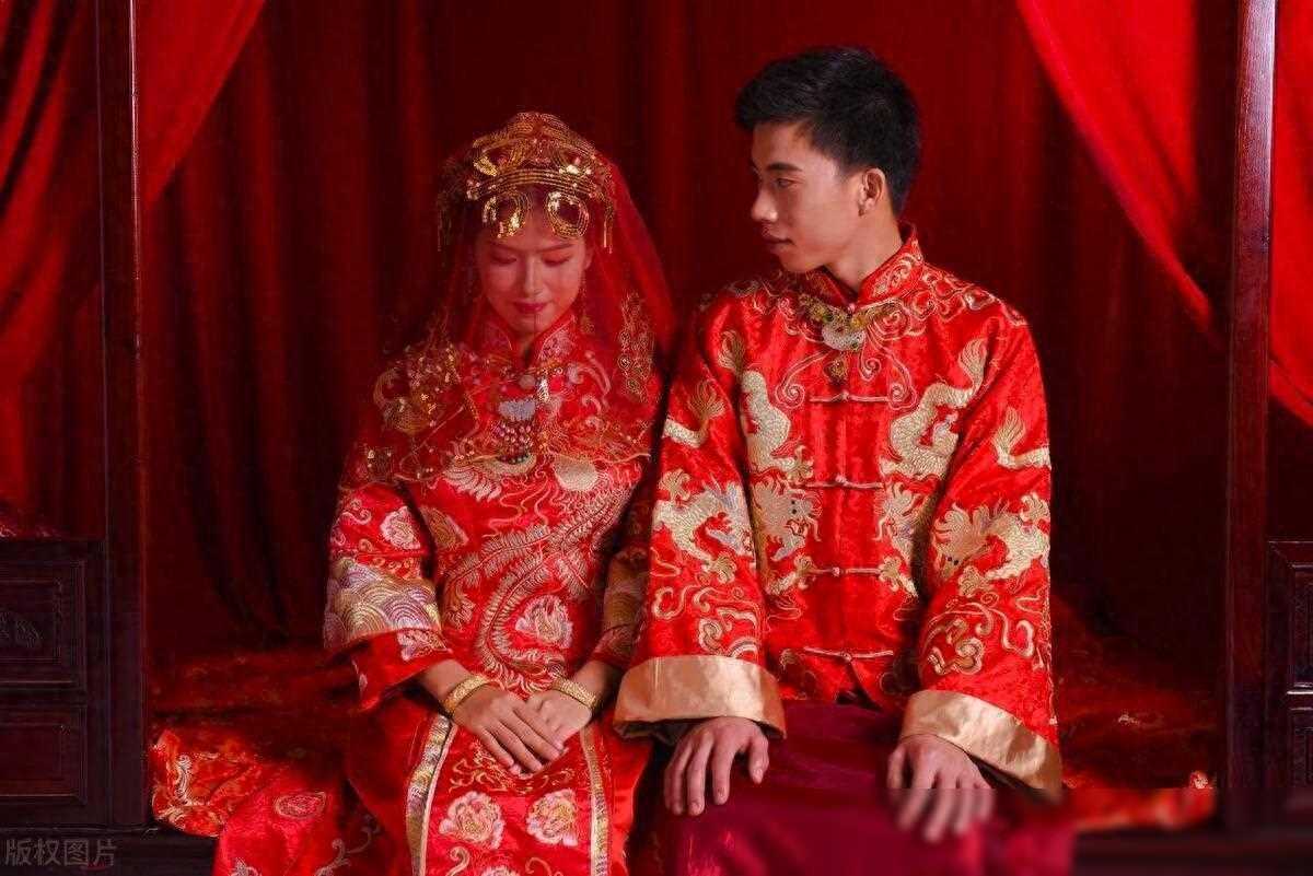 新婚之夜是如何度过？三位女人自述激情与尴尬的经历，十分的现实