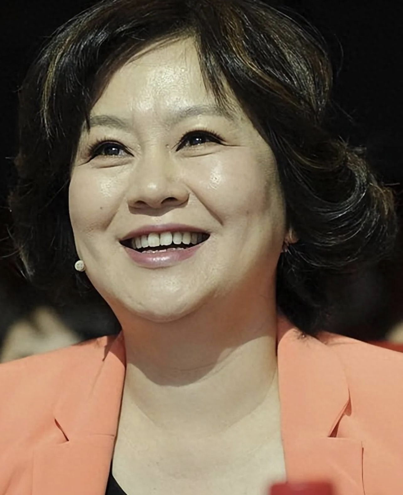 主持人鞠萍：我这辈子最正确的决定，就是43岁携子再婚嫁给了杨硕