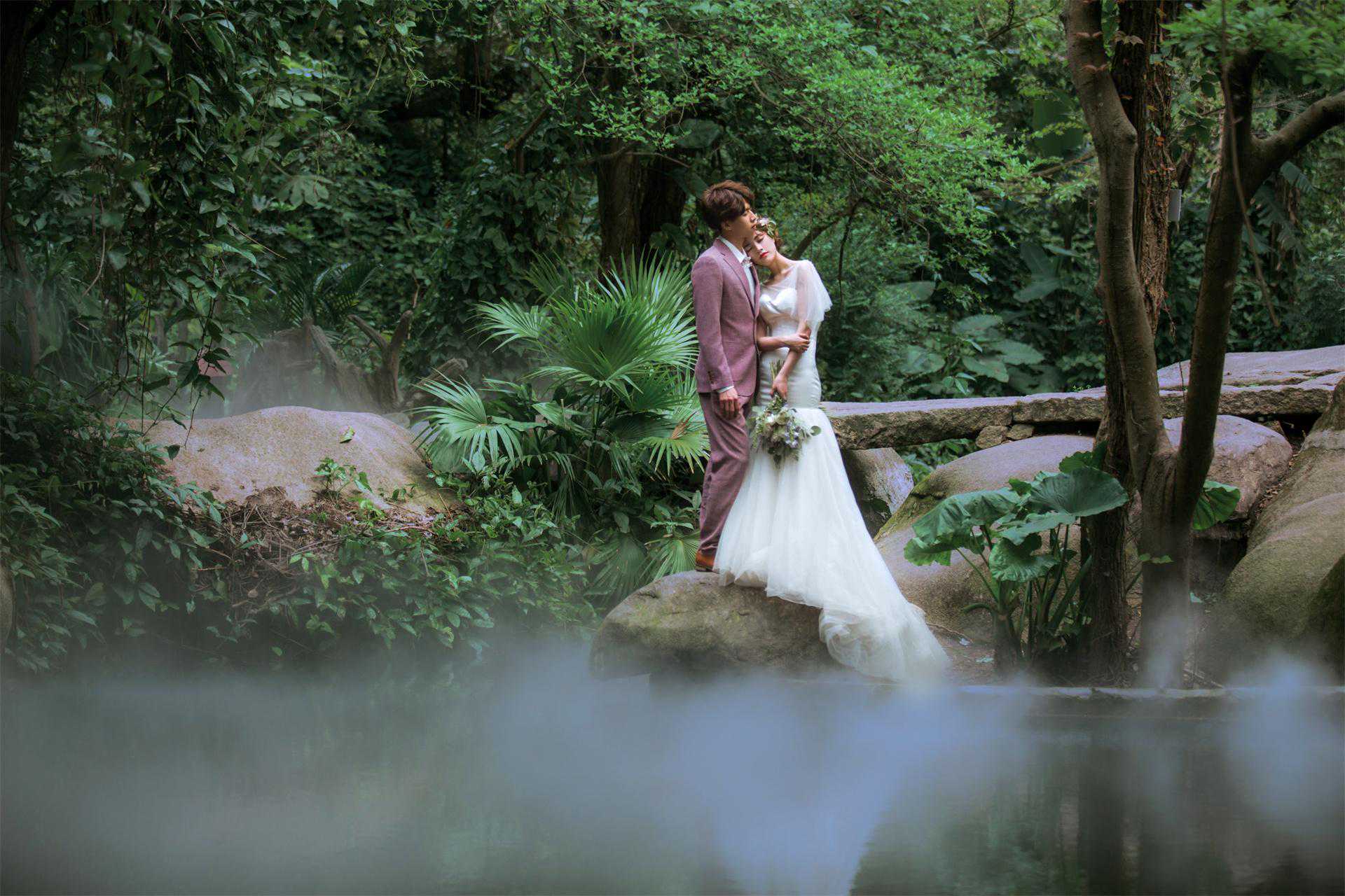 摊牌了！短发新娘的厦门旅拍婚纱照也可以这么好看，直接戳中心巴