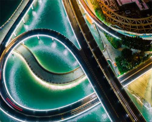 刚和他签完离婚书，就被他发现枕头下的怀孕单，他愤怒撕掉离婚书