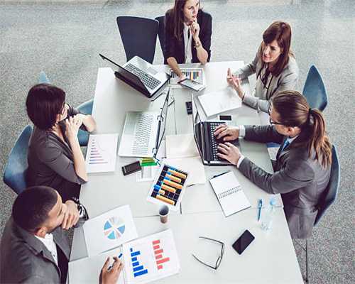 昆明万达文华酒店秋季婚礼秀揭幕 打“造”一站式高端婚礼体验